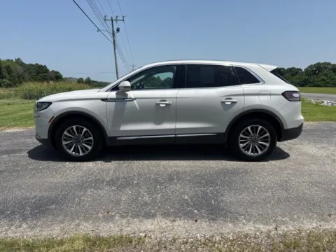 Photos of 2022 Lincoln Nautilus Reserve for sale in Martin, TN at Taylor Automotive