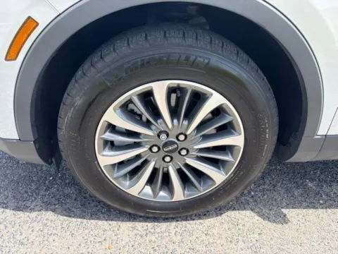 More photos of 2022 Lincoln Nautilus Reserve at Taylor Automotive, TN