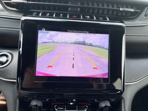More photos of 2024 Jeep Grand Cherokee Altitude at Taylor Automotive, TN