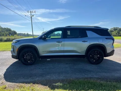 Photos of 2026 Chevrolet Traverse LT for sale in Martin, TN at Taylor Automotive