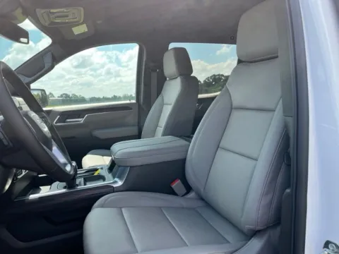 More photos of 2026 GMC Sierra 1500 SLT at Taylor Automotive, TN