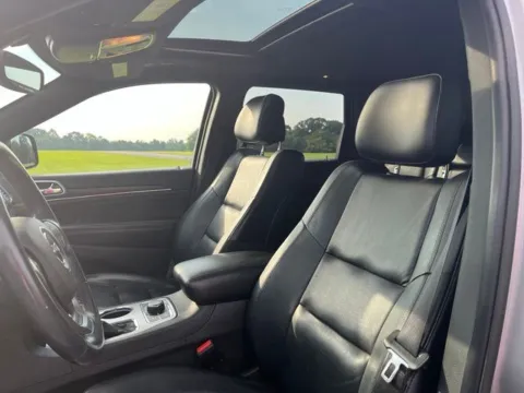 More photos of 2018 Jeep Grand Cherokee Limited at Taylor Automotive, TN