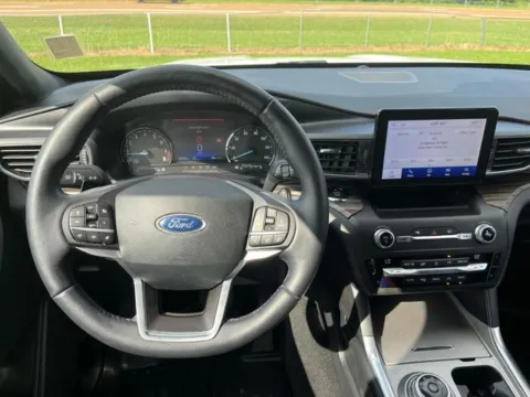 Another view of 2020 Ford Explorer Limited for sale in Martin, TN at Taylor Automotive
