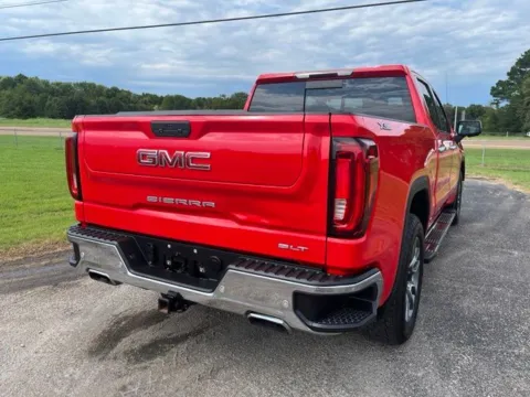 More photos of 2020 GMC Sierra 1500 SLT at Taylor Automotive, TN