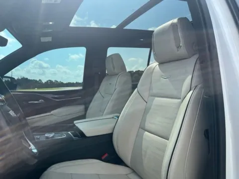 More photos of 2021 Cadillac Escalade Sport at Taylor Automotive, TN