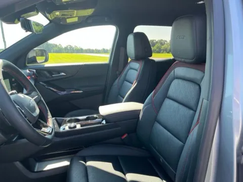More photos of 2027 Chevrolet Equinox RS at Taylor Automotive, TN