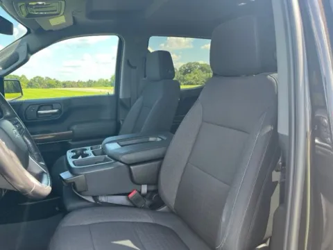 More photos of 2020 Chevrolet Silverado 1500 RST at Taylor Automotive, TN