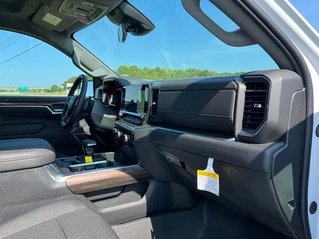 2026 Chevrolet Silverado 1500 LT - Photo 18