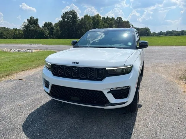 White 2025 Jeep Grand Cherokee Summit for sale in Martin, TN