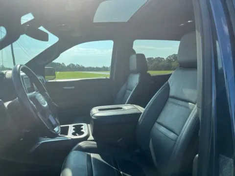 More photos of 2019 GMC Sierra 1500 Denali at Taylor Automotive, TN