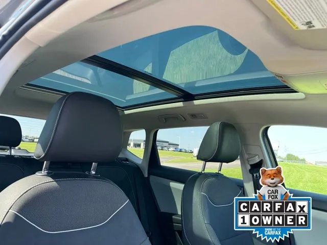 2023 Volkswagen Taos SE - Photo 6