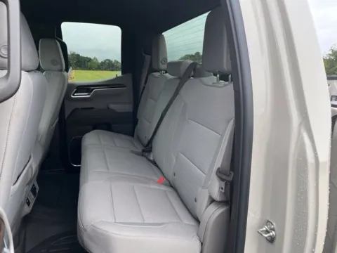 More photos of 2026 GMC Sierra 1500 SLE at Taylor Automotive, TN