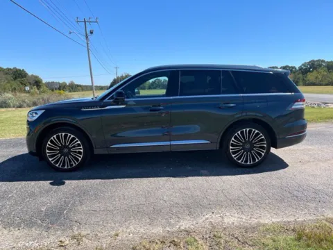 Photos of 2023 Lincoln Aviator Black Label for sale in Martin, TN at Taylor Automotive