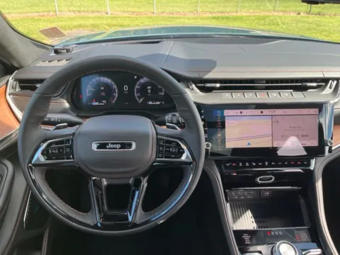 Another view of 2027 Jeep Grand Cherokee Summit for sale in Martin, TN at Taylor Automotive