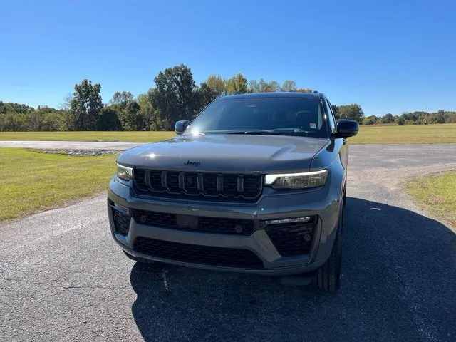 2027 Jeep Grand Cherokee L