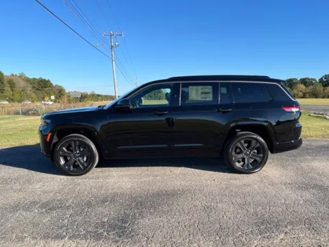Photos of 2027 Jeep Grand Cherokee L Limited Reserve for sale in Martin, TN at Taylor Automotive