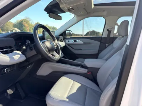 More photos of 2026 Ford Explorer Active at Taylor Automotive, TN