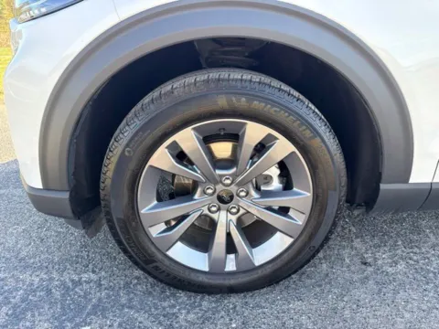 More photos of 2026 Ford Explorer Active at Taylor Automotive, TN