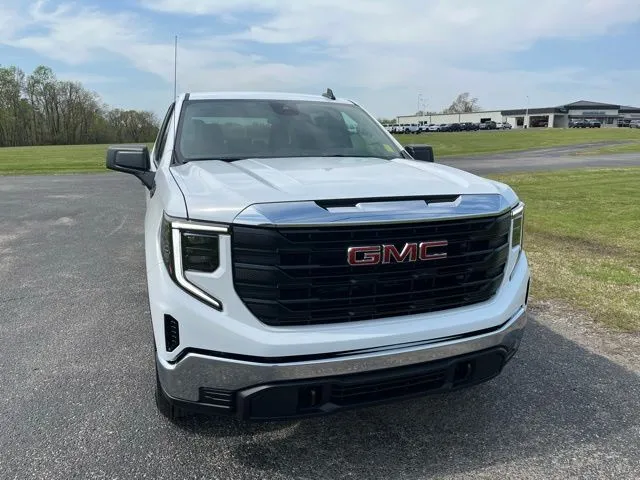 2025 GMC Sierra 1500 Pro - Photo 15