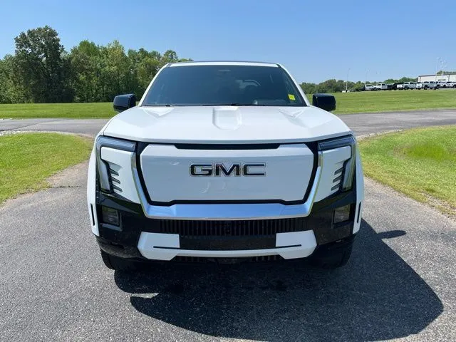 2025 GMC Sierra EV Denali - Photo 19