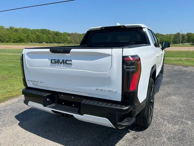 2025 GMC Sierra EV Denali - Photo 16
