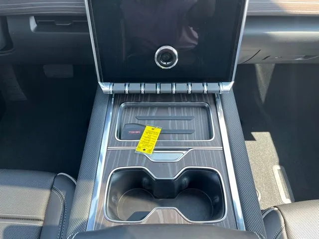 2025 GMC Sierra EV Denali - Photo 30