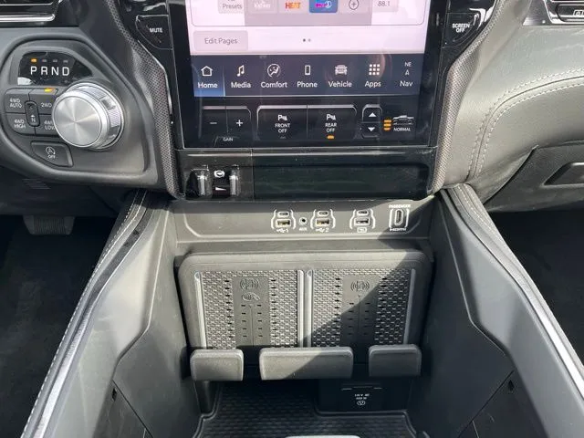 2025 RAM 1500 Limited - Photo 35