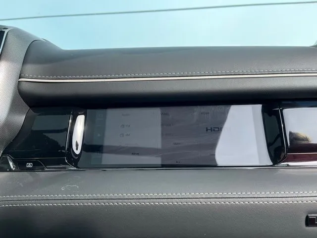 2025 RAM 1500 Limited - Photo 7