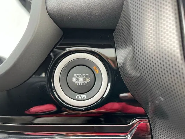 2025 RAM 1500 Limited - Photo 13