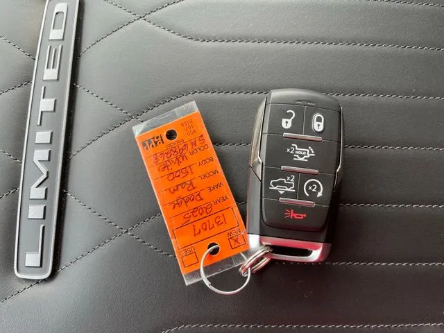 2025 RAM 1500 Limited - Photo 12