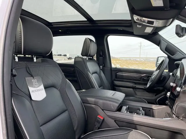 2025 RAM 1500 Limited - Photo 24
