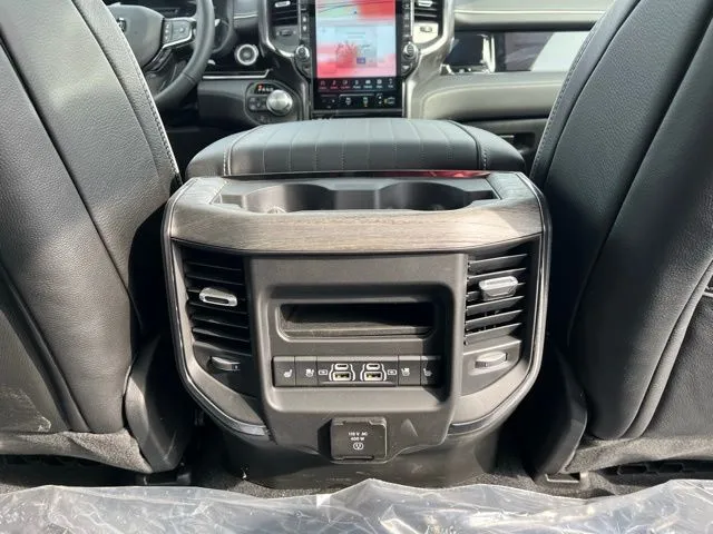 2025 RAM 1500 Limited - Photo 26