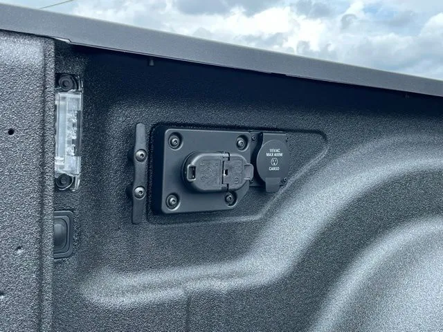 2025 RAM 2500 Tradesman - Photo 15
