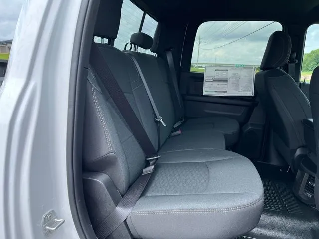 2025 RAM 2500 Tradesman - Photo 22