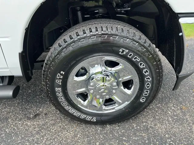 2025 RAM 2500 Tradesman - Photo 10