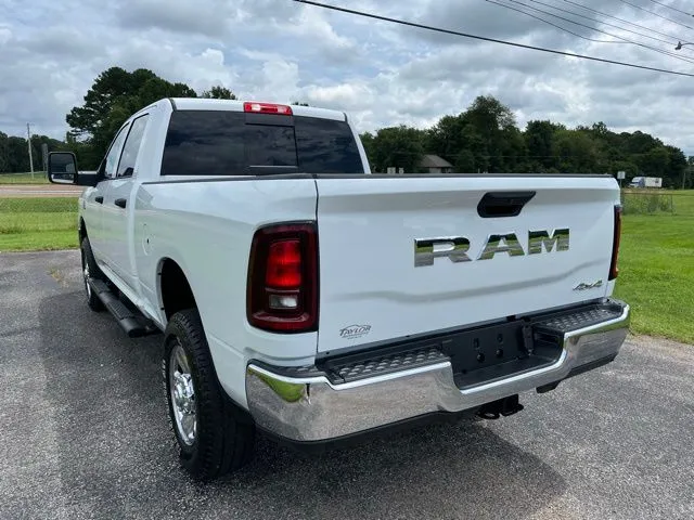 2025 RAM 2500 Tradesman - Photo 11