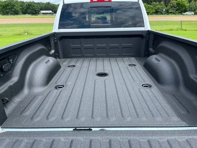 2025 RAM 2500 Tradesman - Photo 14