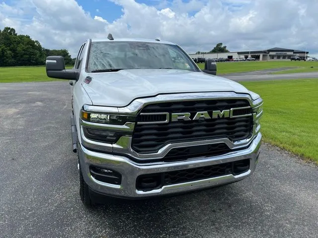 2025 RAM 2500 Tradesman - Photo 18