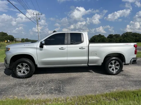 Photos of 2019 Chevrolet Silverado 1500 LT for sale in Martin, TN at Taylor Automotive