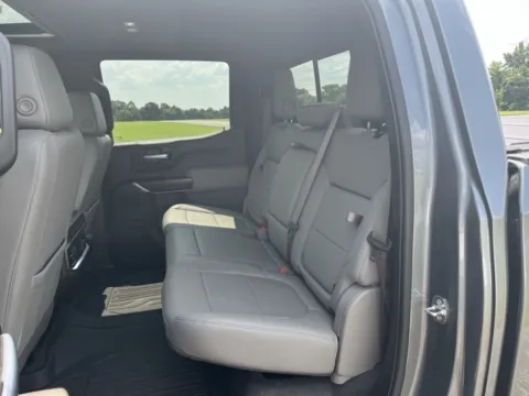 More photos of 2022 GMC Sierra 1500 Limited SLT at Taylor Automotive, TN