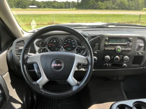 Another view of 2009 GMC Sierra 1500 SLE for sale in Martin, TN at Taylor Automotive