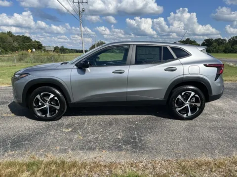 Photos of 2025 Chevrolet Trax 1RS for sale in Martin, TN at Taylor Automotive