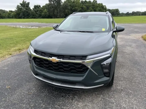 Gray 2025 Chevrolet Trax LT for sale in Martin, TN