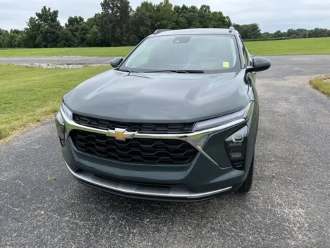 Gray 2025 Chevrolet Trax LT for sale in Martin, TN