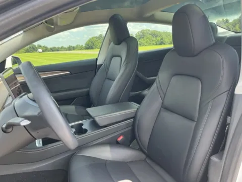 More photos of 2023 Tesla Model 3 at Taylor Automotive, TN