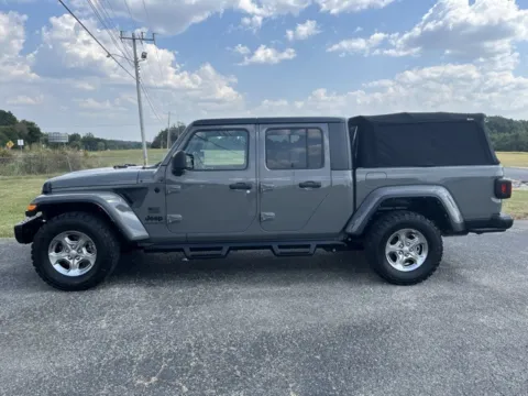 Photos of 2021 Jeep Gladiator Willys for sale in Martin, TN at Taylor Automotive