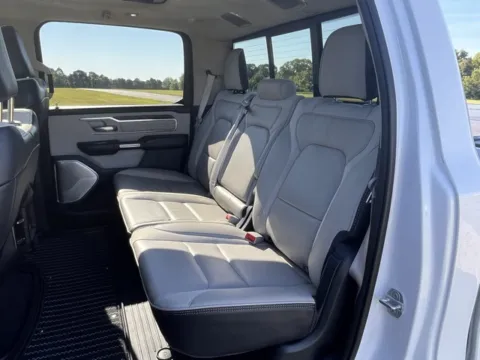 More photos of 2022 Ram 1500 Limited at Taylor Automotive, TN