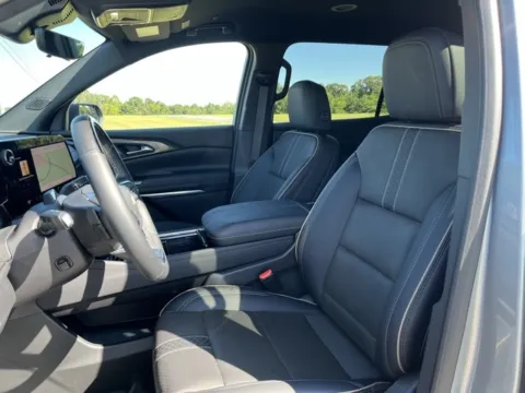 More photos of 2025 Chevrolet Traverse High Country at Taylor Automotive, TN