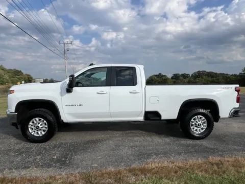 Photos of 2022 Chevrolet Silverado 2500HD LT for sale in Martin, TN at Taylor Automotive