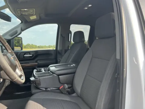 More photos of 2022 Chevrolet Silverado 2500HD LT at Taylor Automotive, TN
